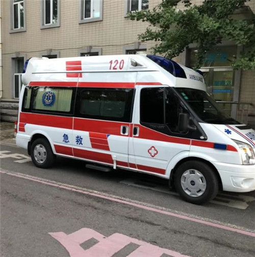 合作选择我们的救护车出租,开启安心转院之旅