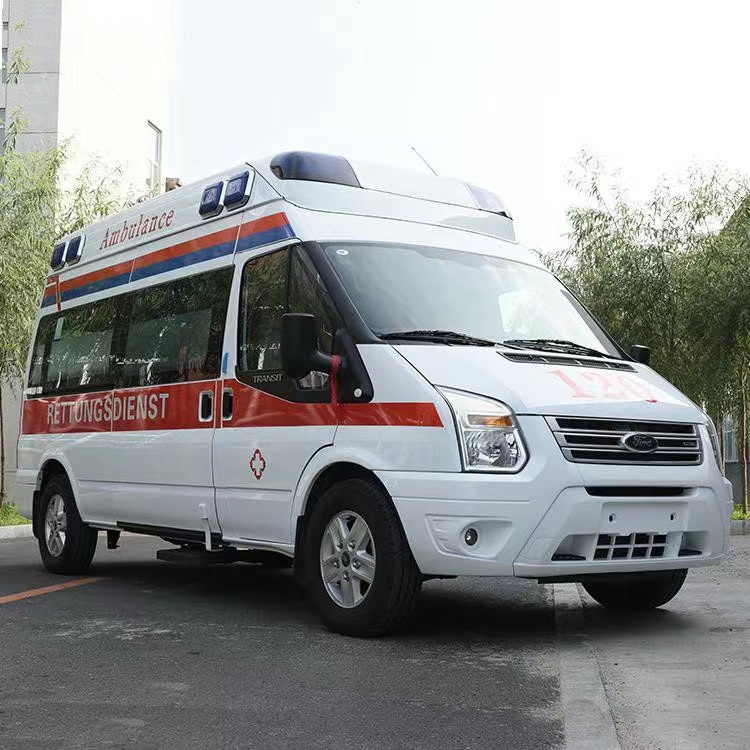合作行动不便者长途救护车租赁：安全转运的核心注意事项​