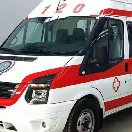 合作非急救护送病人转院租赁救护车的优缺点对比